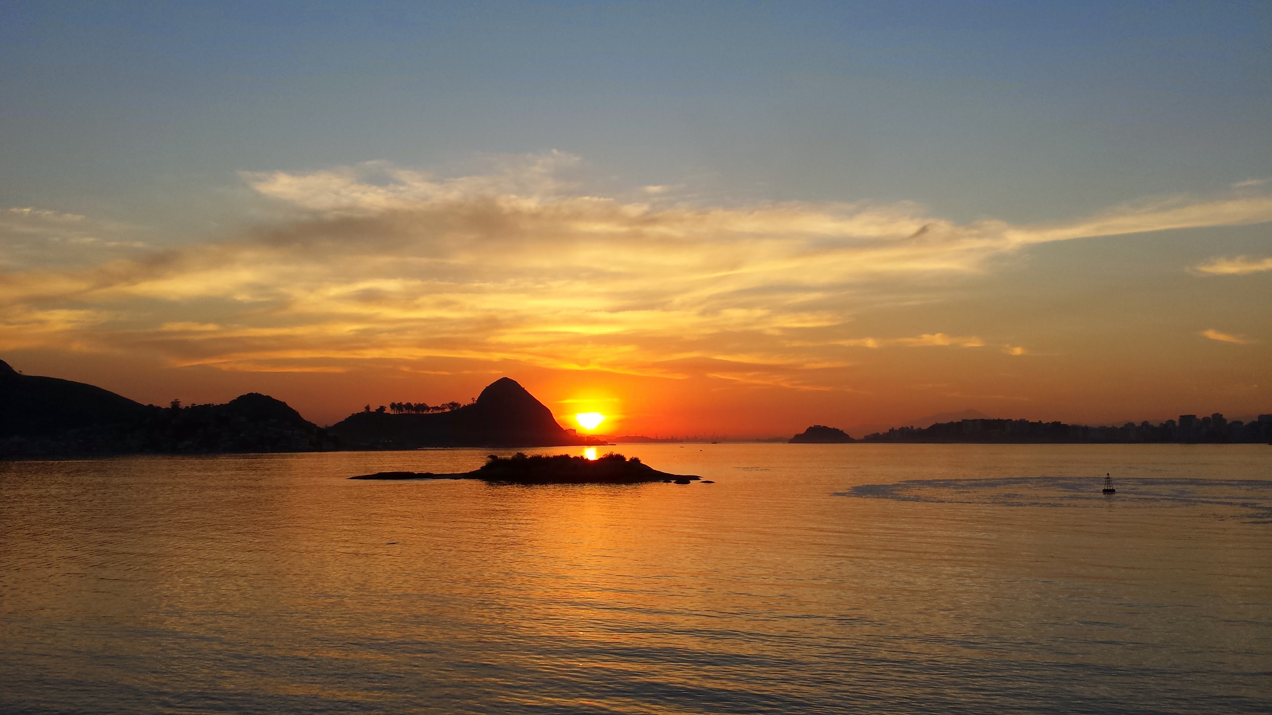 Por de Sol de Charitas
